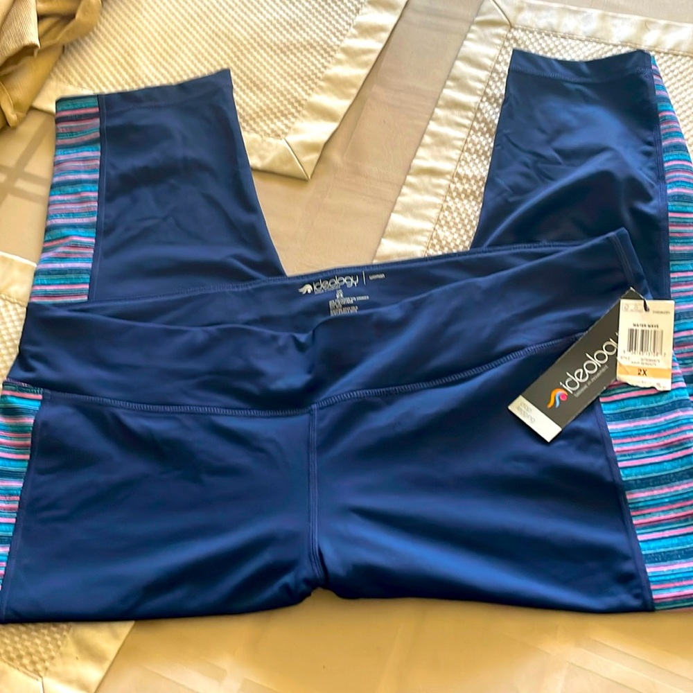 Crop Leggings. NWT💙🦋